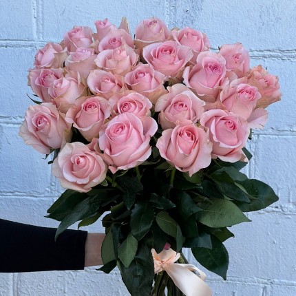 Букет из нежных розовых роз - купить с доставкой в по Рошалю